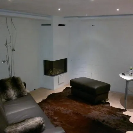 Zimmer Mit Bad, Modern Und Ruhig - Familiaer! Apartment *